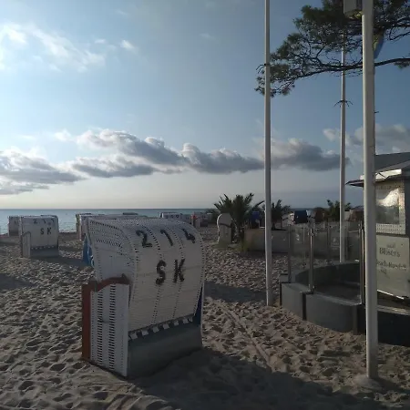 Haus Sandra - 8, 1 Stock, Box-betten, Terrasse Mit Strandkorb * Dahme (Schleswig-Holstein)