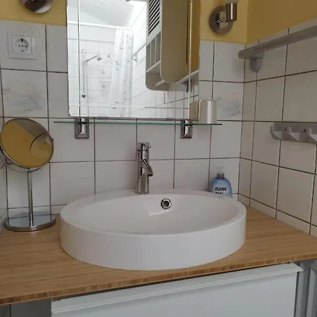 Haus Sandra - 8, 1 Stock, Box-betten, Terrasse Mit Strandkorb