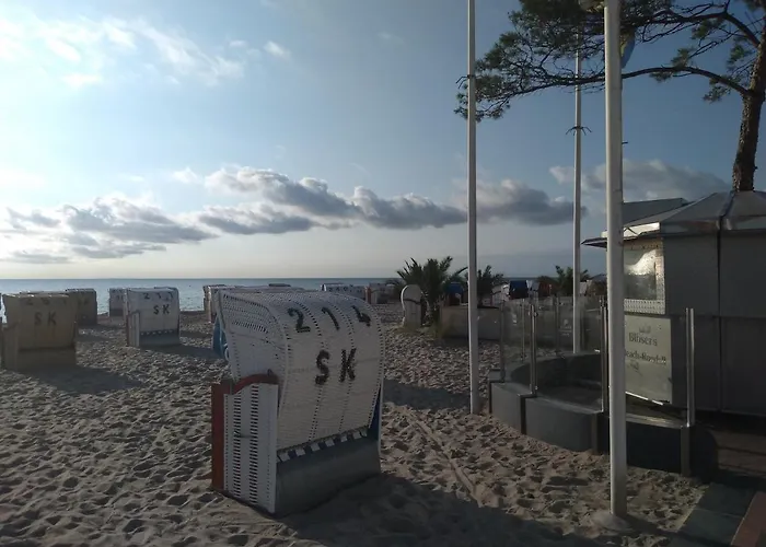8, 1ste Etage, Eigene Terrasse Mit Strandkorb * Dahme (Schleswig-Holstein)